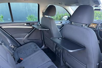 2015 Volkswagen TIGUAN - Thumbnail