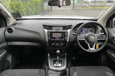 2022 Nissan Navara - Thumbnail