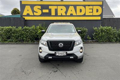 2022 Nissan Navara - Thumbnail