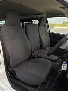 2016 Toyota Hiace - Thumbnail