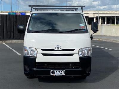 2016 Toyota Hiace - Thumbnail
