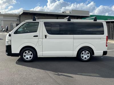 2016 Toyota Hiace - Thumbnail