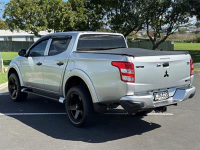 2017 Mitsubishi Triton - Thumbnail