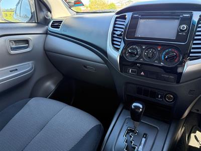 2017 Mitsubishi Triton - Thumbnail