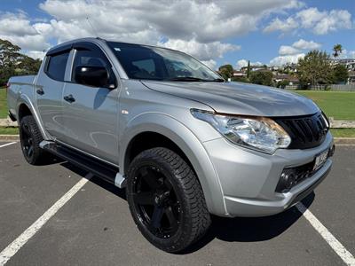 2017 Mitsubishi Triton - Thumbnail