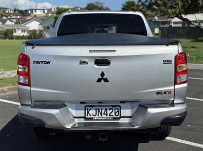 2017 Mitsubishi Triton - Thumbnail