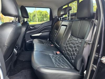 2024 Nissan Navara - Thumbnail