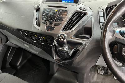 2016 Ford transit - Thumbnail