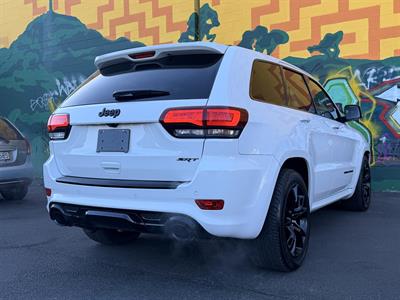 2014 Jeep GRAND CHEROKEE - Thumbnail
