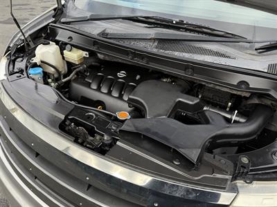 2006 Nissan Serena - Thumbnail