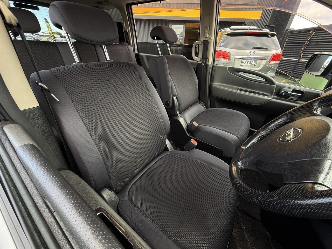2006 Nissan Serena