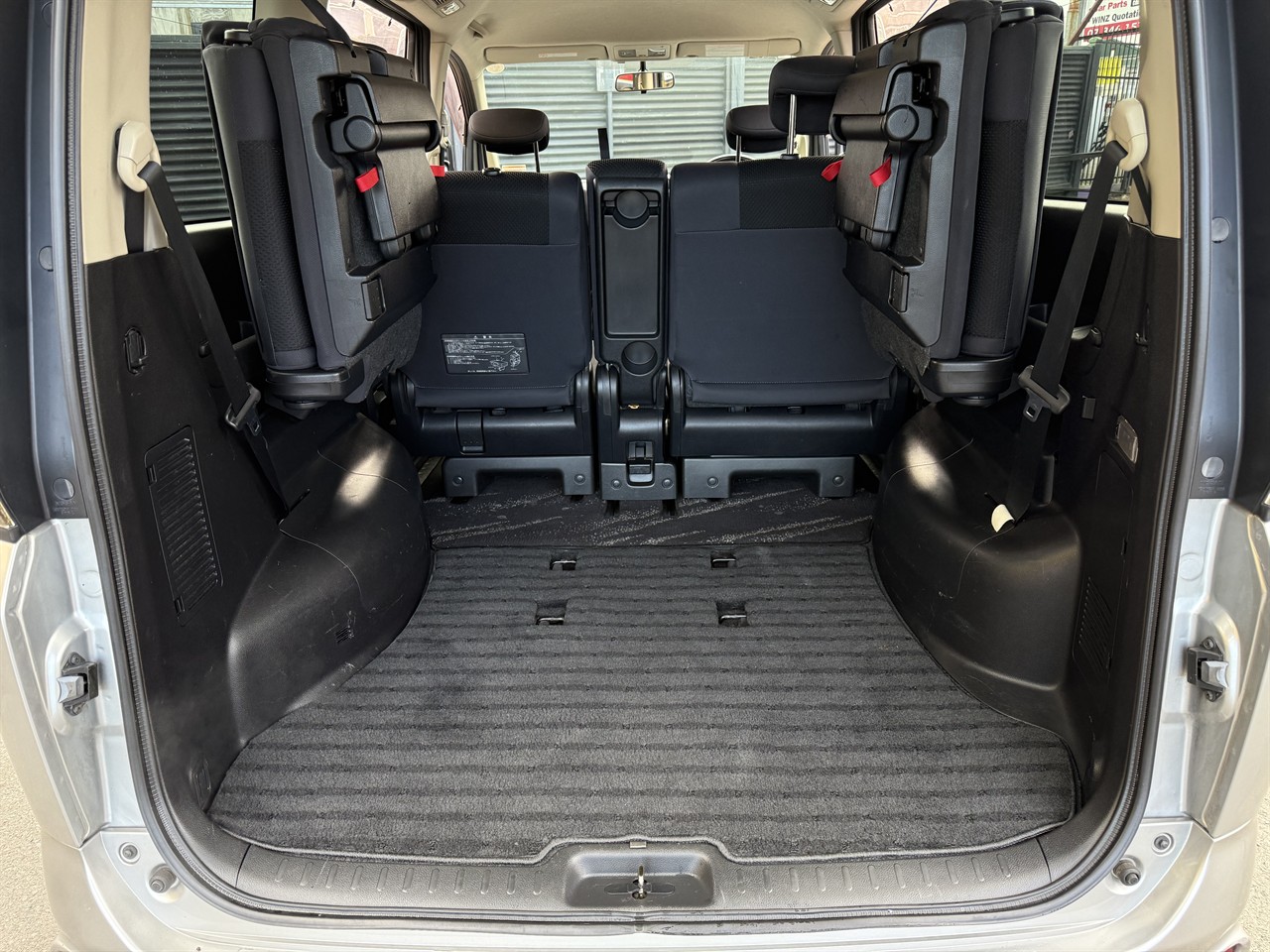 2006 Nissan Serena