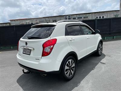 2014 Ssangyong Korando - Thumbnail