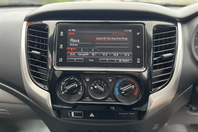 2018 Mitsubishi Triton - Thumbnail