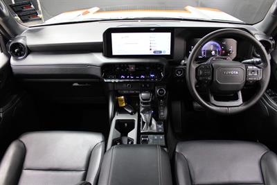 2025 Toyota Landcruiser Prado - Thumbnail