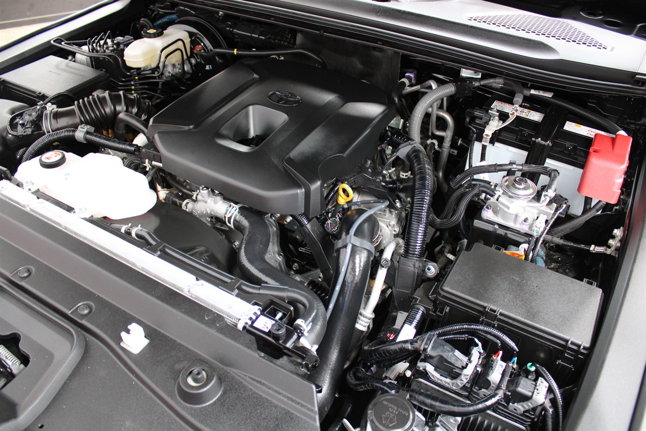 2025 Toyota Landcruiser Prado