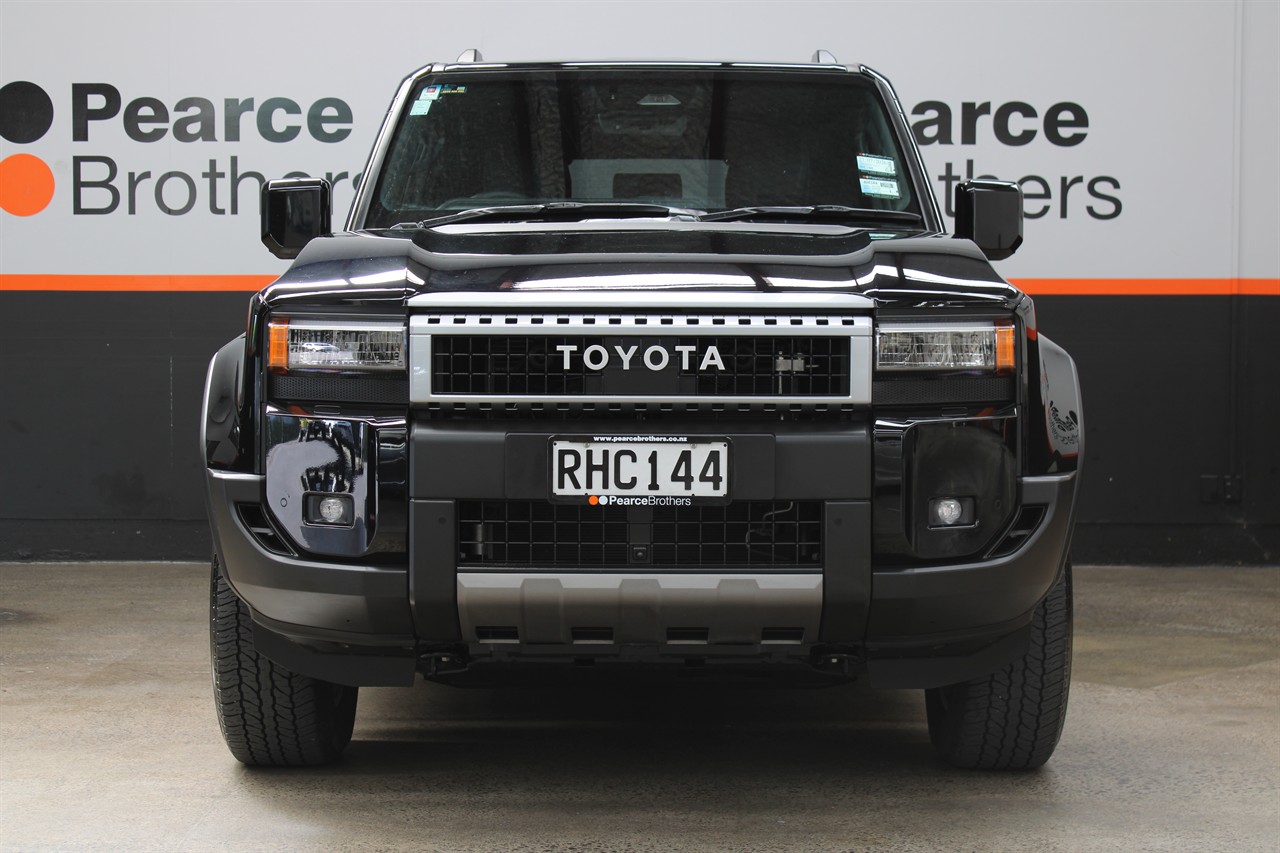 2025 Toyota Landcruiser Prado