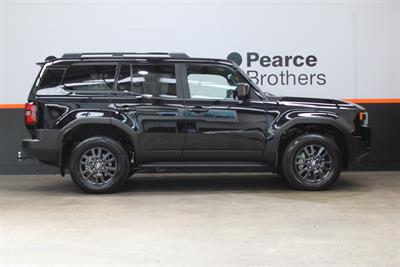 2025 Toyota Landcruiser Prado - Thumbnail