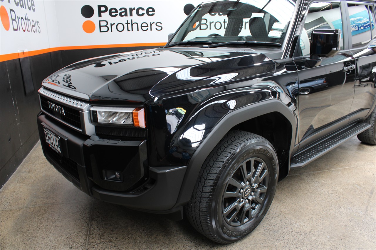 2025 Toyota Landcruiser Prado
