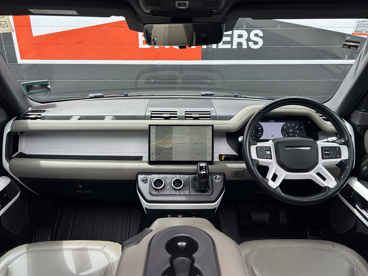 2022 Land Rover Defender