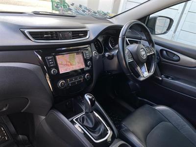 2021 Nissan QASHQAI - Thumbnail