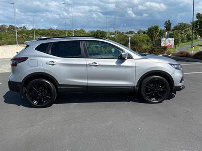 2021 Nissan QASHQAI - Thumbnail