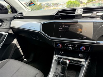 2020 Audi Q3 - Thumbnail