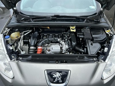 2014 Peugeot 308 - Thumbnail