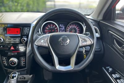 2015 Ssangyong Tivoli - Thumbnail