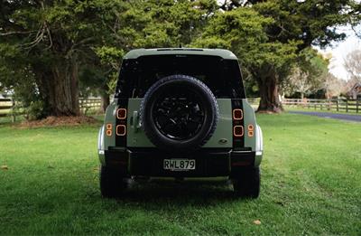 2023 Land Rover Defender - Thumbnail