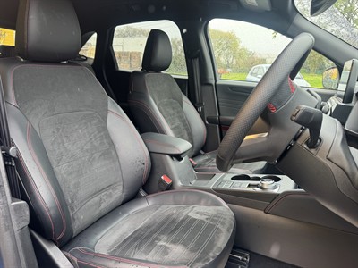 2022 Ford Escape - Thumbnail