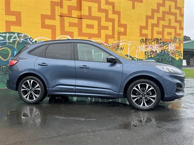 2022 Ford Escape - Thumbnail
