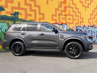 2024 Ford Everest - Thumbnail
