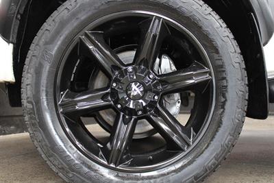 2016 Toyota Hilux - Thumbnail