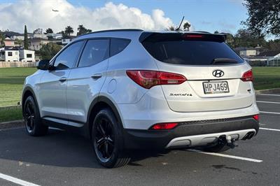 2014 Hyundai SANTA FE - Thumbnail