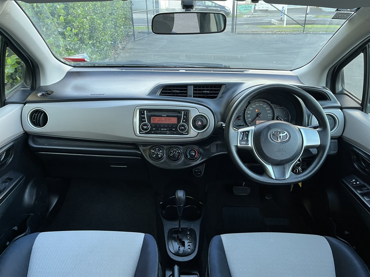 2011 Toyota YARIS