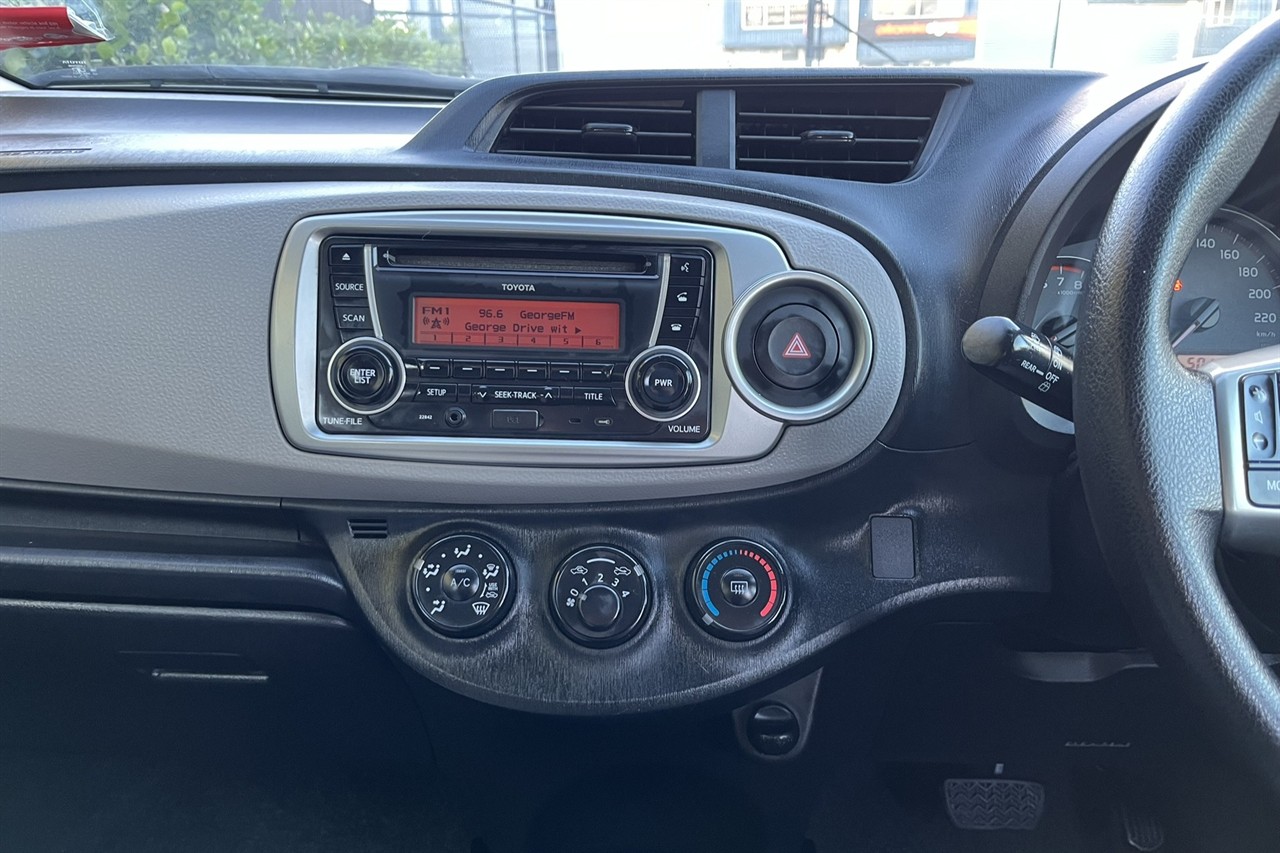 2011 Toyota YARIS