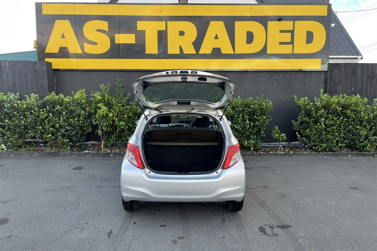 2011 Toyota YARIS