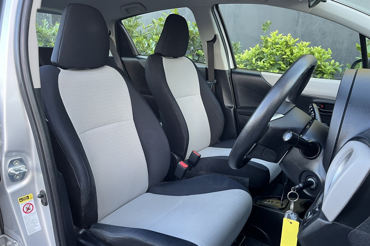 2011 Toyota YARIS