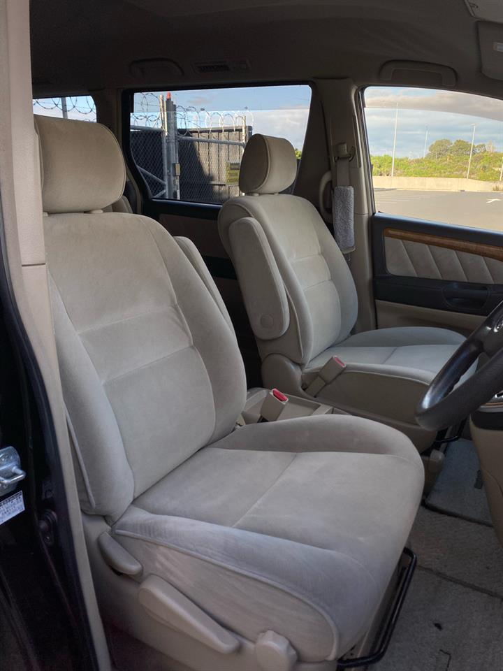 2007 Toyota Alphard