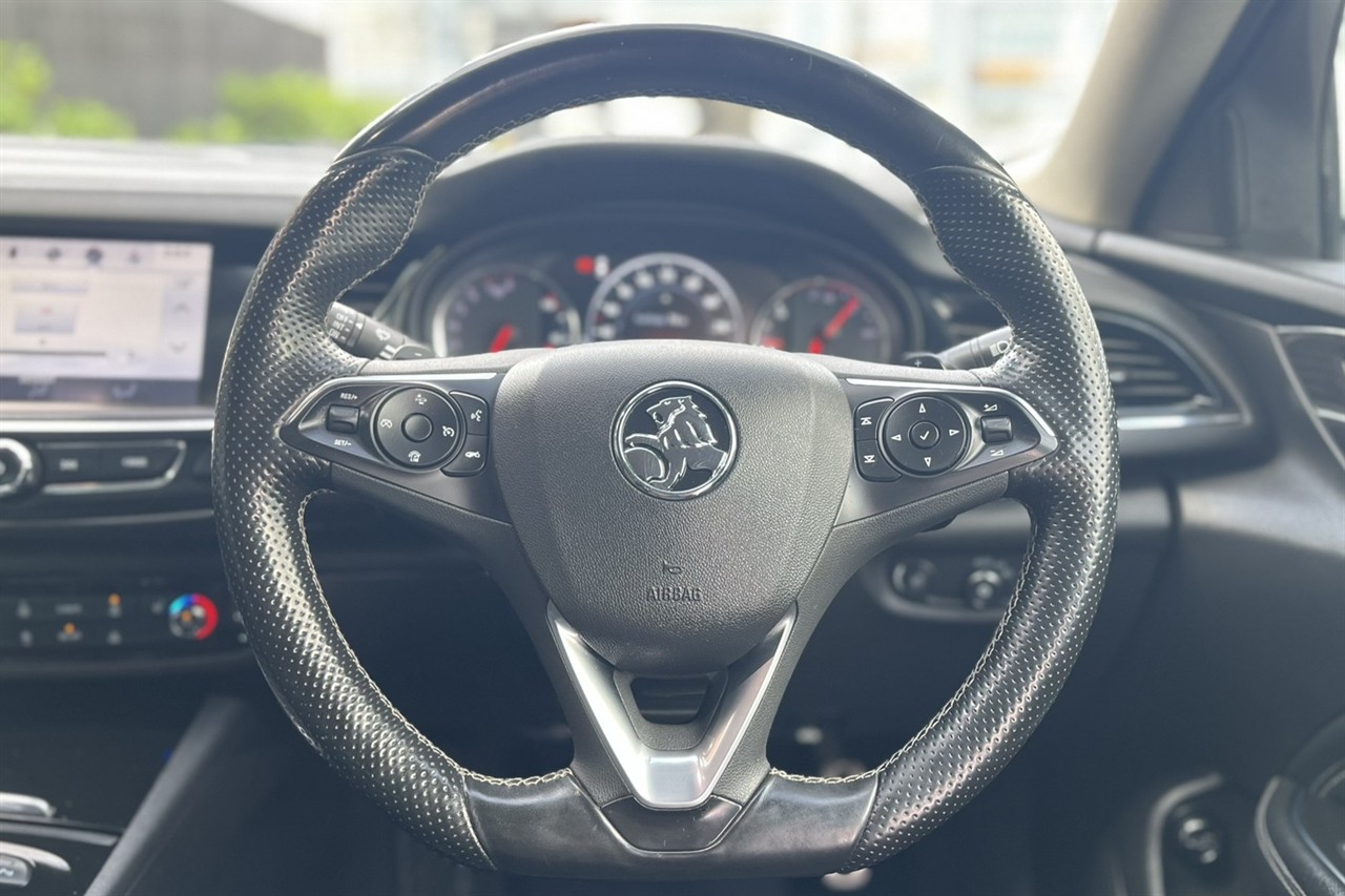 2018 Holden COMMODORE
