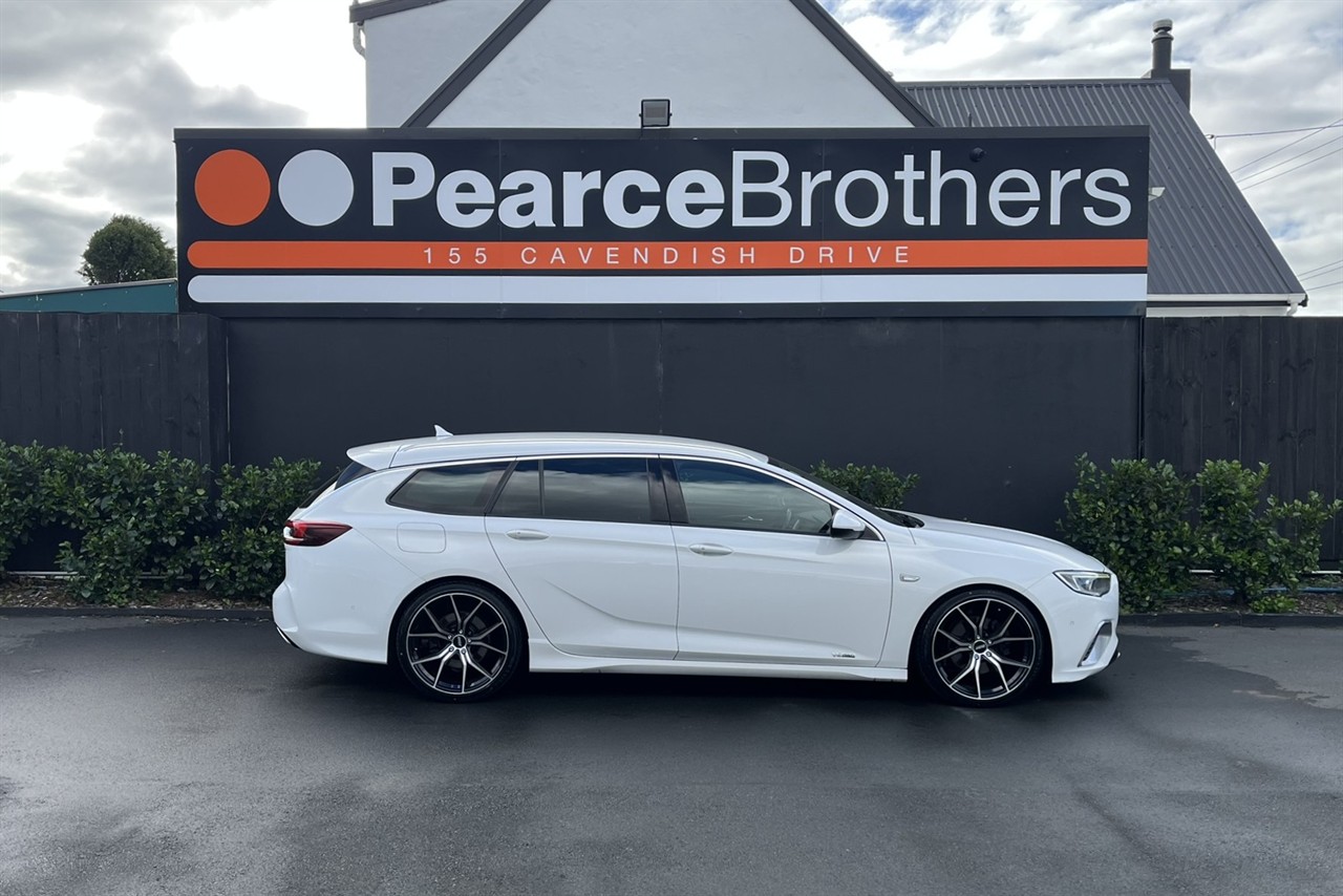 2018 Holden COMMODORE