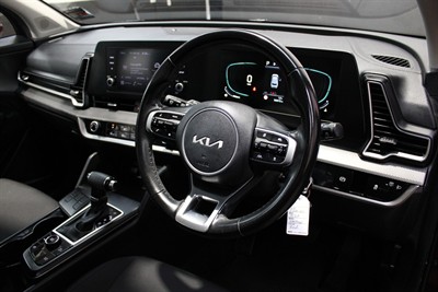 2022 Kia Sportage - Thumbnail