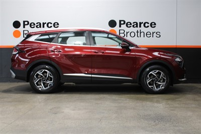2022 Kia Sportage - Thumbnail
