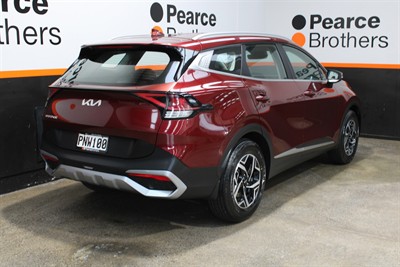 2022 Kia Sportage - Thumbnail