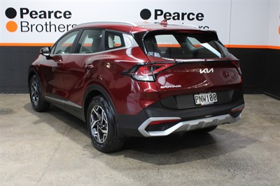 2022 Kia Sportage - Thumbnail