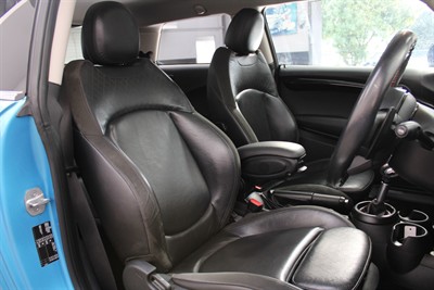 2018 Mini COOPER - Thumbnail