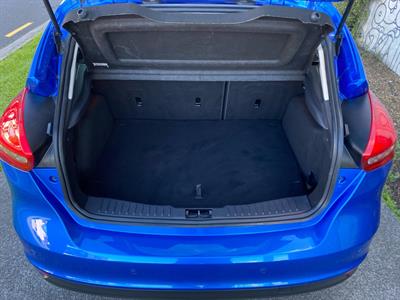 2018 Ford Focus - Thumbnail