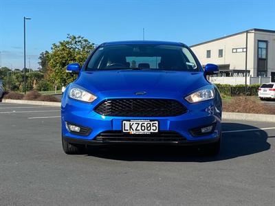 2018 Ford Focus - Thumbnail