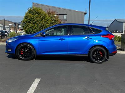2018 Ford Focus - Thumbnail
